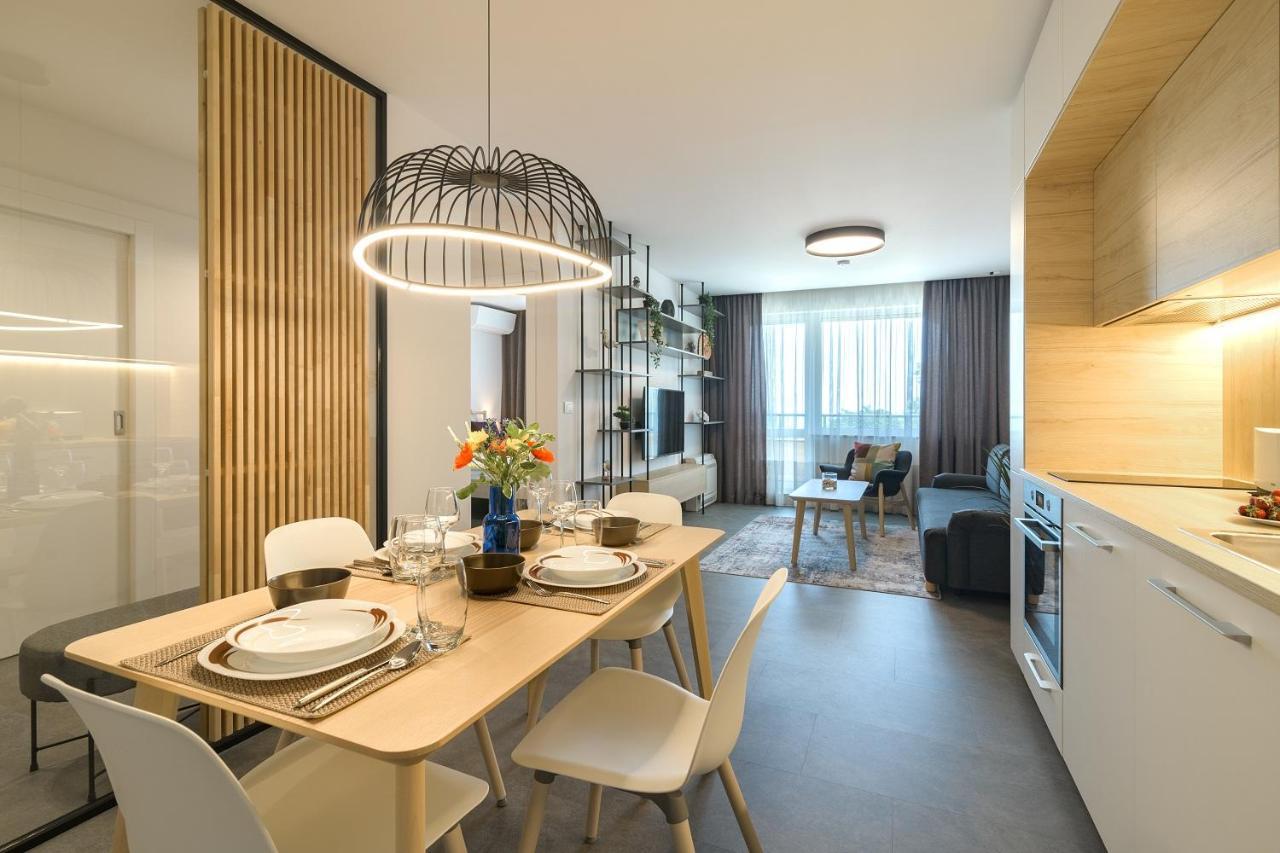 Nobile - Coral Complex With Parking & Pool Apartament *
